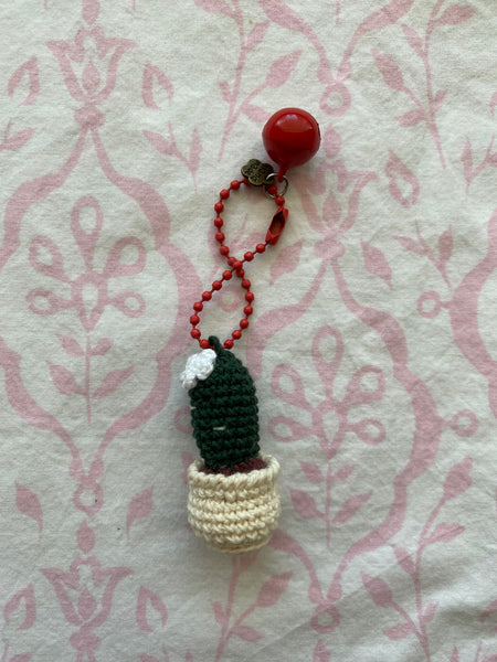 Very lil’ Cactus Keychain